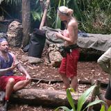 Auch zwischen Felix von Jascheroff und Sarah Kern gibt es Spannungen. Sarah fühlt sich von Felix komisch behandelt. "Die Energien passen nicht", so ihre esoterische Erklärung. Als es Felix wagt, sich in Sarahs Beisein bei Lucy nach der Wäscheleine zu erkundigen, rastet die Designerin aus. "Warum fragst du mich nicht, wenn du etwas wissen möchtest. Ich bin jetzt die Teamleitung", motzt sie. Felix versteht die Welt nicht mehr: "Was ist dein Problem?"