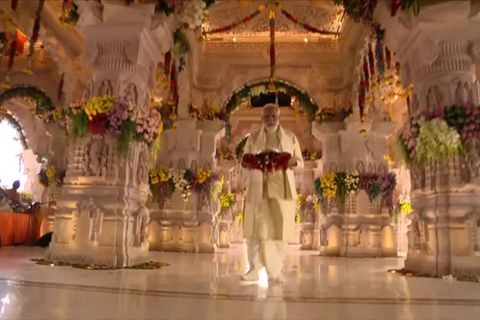 Video: Indien: Einweihung eines umstrittenen Hindutempels