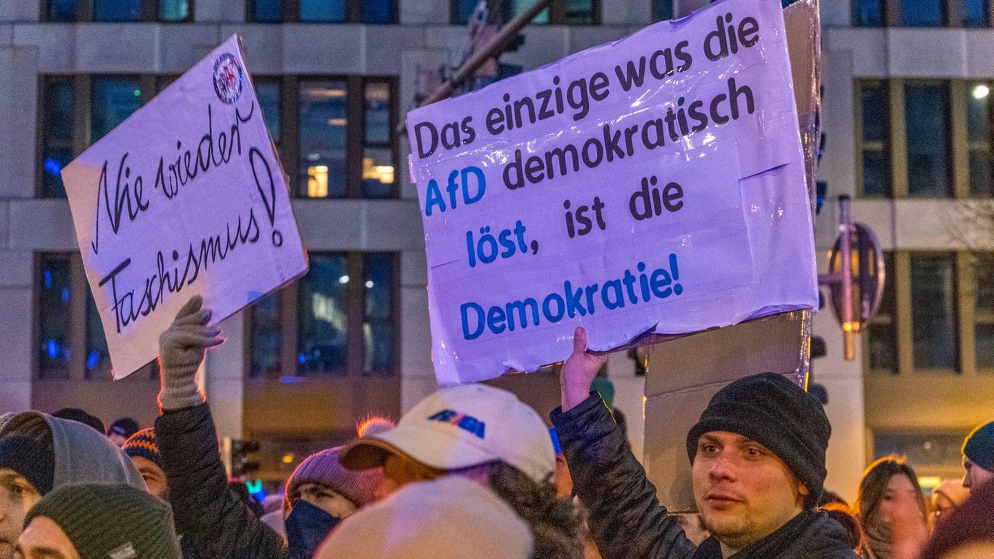 AfD-Hoch: The majority is therefore worried about democracy