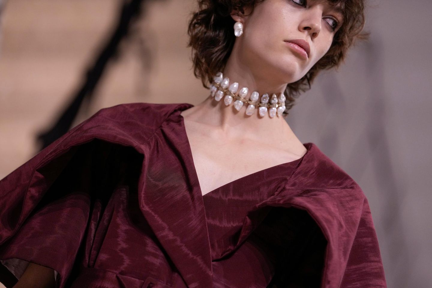 Mode in Paris: Besondere Stoffe prägten die Haute-Couture-Linie von Dior.
