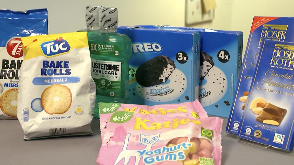 Manufacturers like to use their bag of tricks from time to time.  Consumers usually don't even notice that the contents in the packaging have decreased while the price remains the same - or even becomes more expensive.