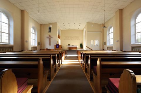 Missbrauch: Eine leere evangelische Kirche