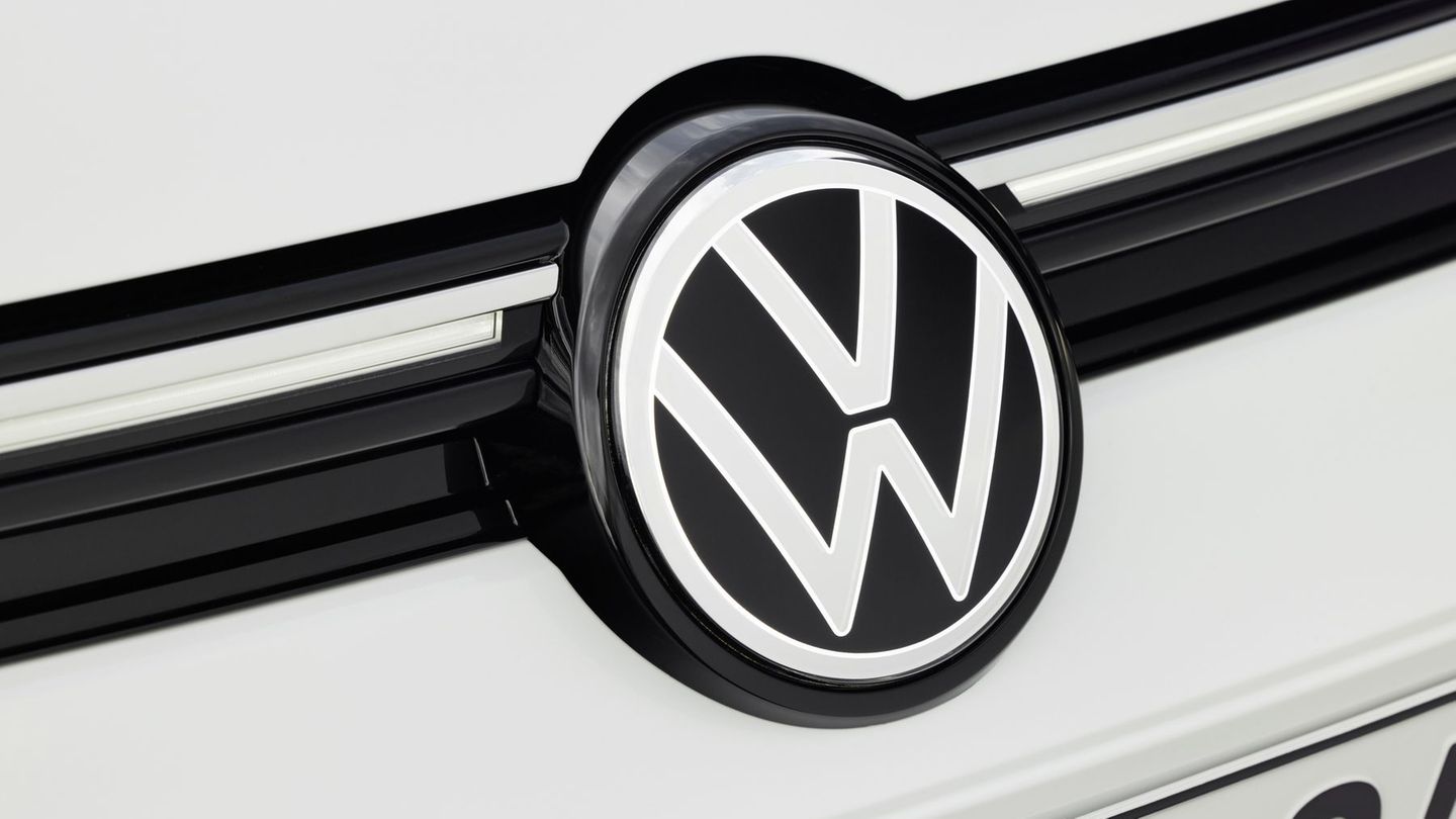 VW Golf 8 eHybrid