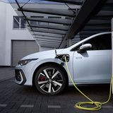 VW Golf 8 GTE (MJ 2024)