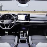 VW Golf 8 Variant (MJ 2024).jpg