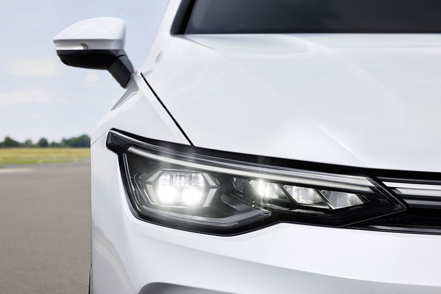 VW Golf 8 eHybrid (MJ 2024)