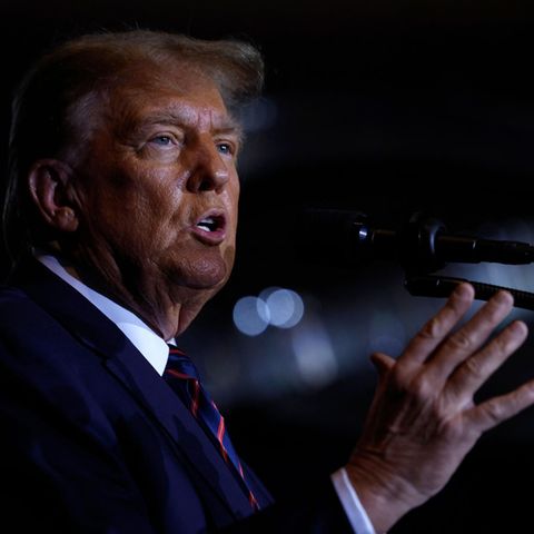 Strotzt vor Selbstbewusstsein: Donald Trump bei seiner Siegesrede nach dem Sieg bei den republikanischen Vorwahlen in New Hampshire