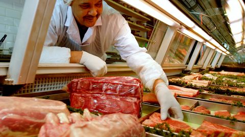 Schluss mit Massentierhaltung!: Warum wir endlich aufhören sollten, Fleisch zu essen