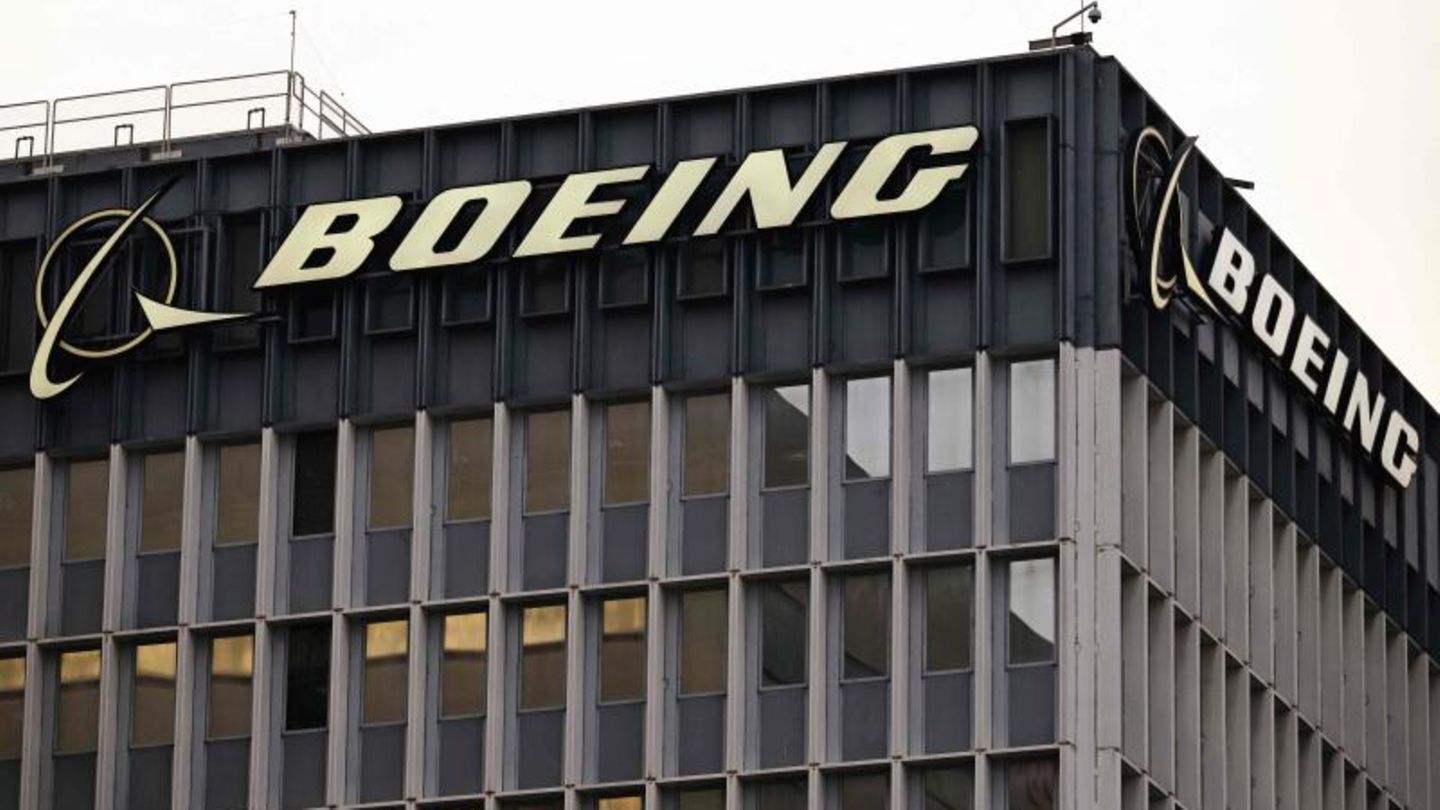 Boeing 757 loses tires: the company’s next incident
