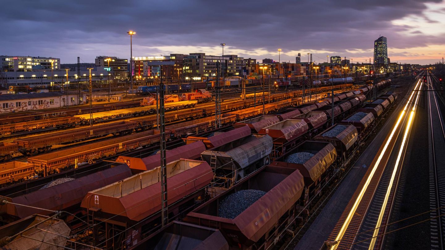 The rail strike is having such a massive impact on the German economy