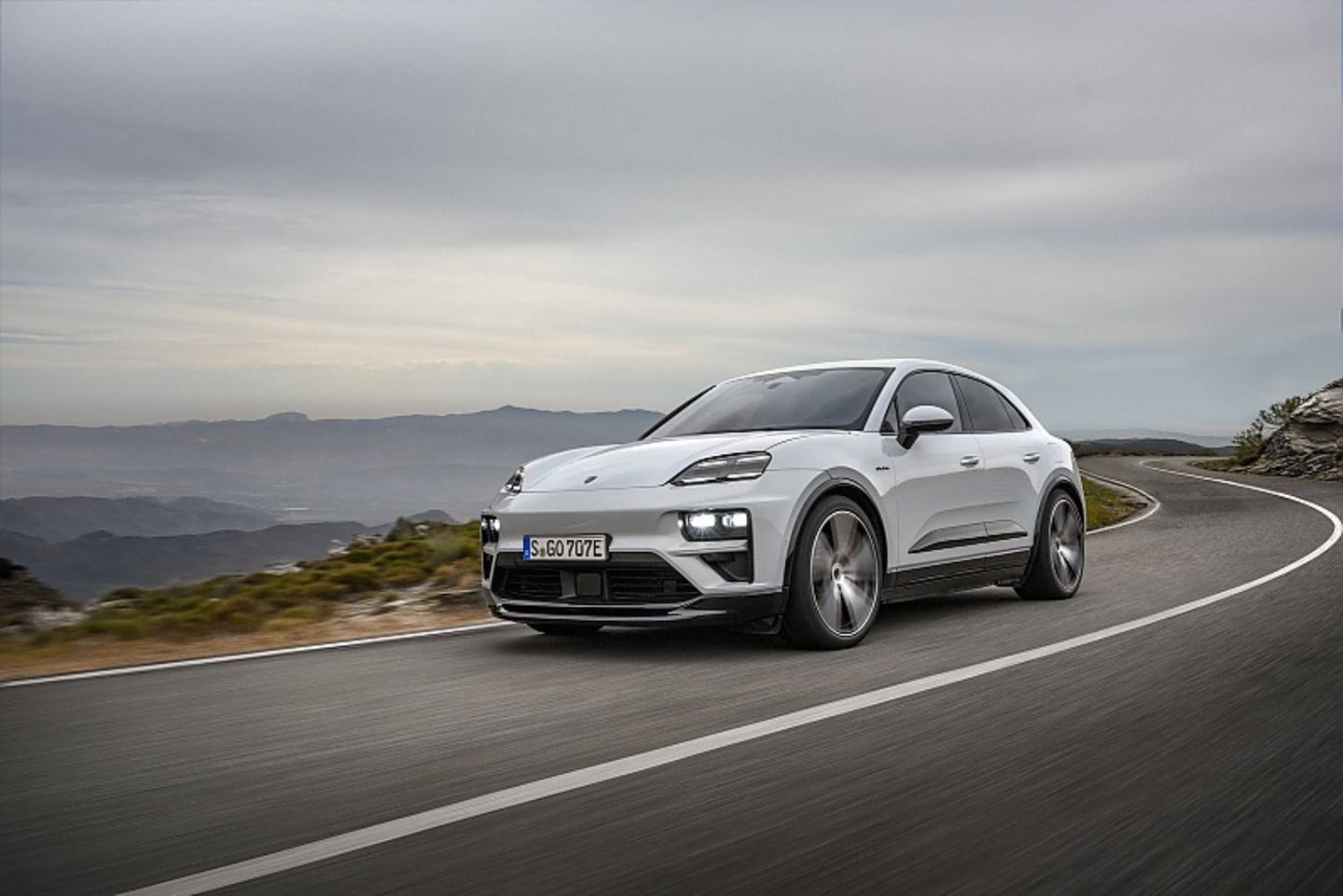 Neuvorstellung Porsche Macan Elektro A star is born STERN.de