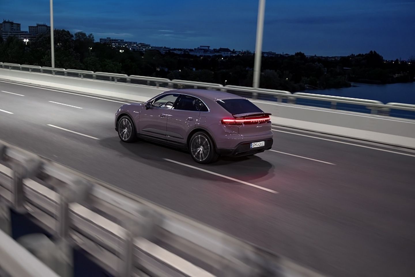 Porsche Macan 2025