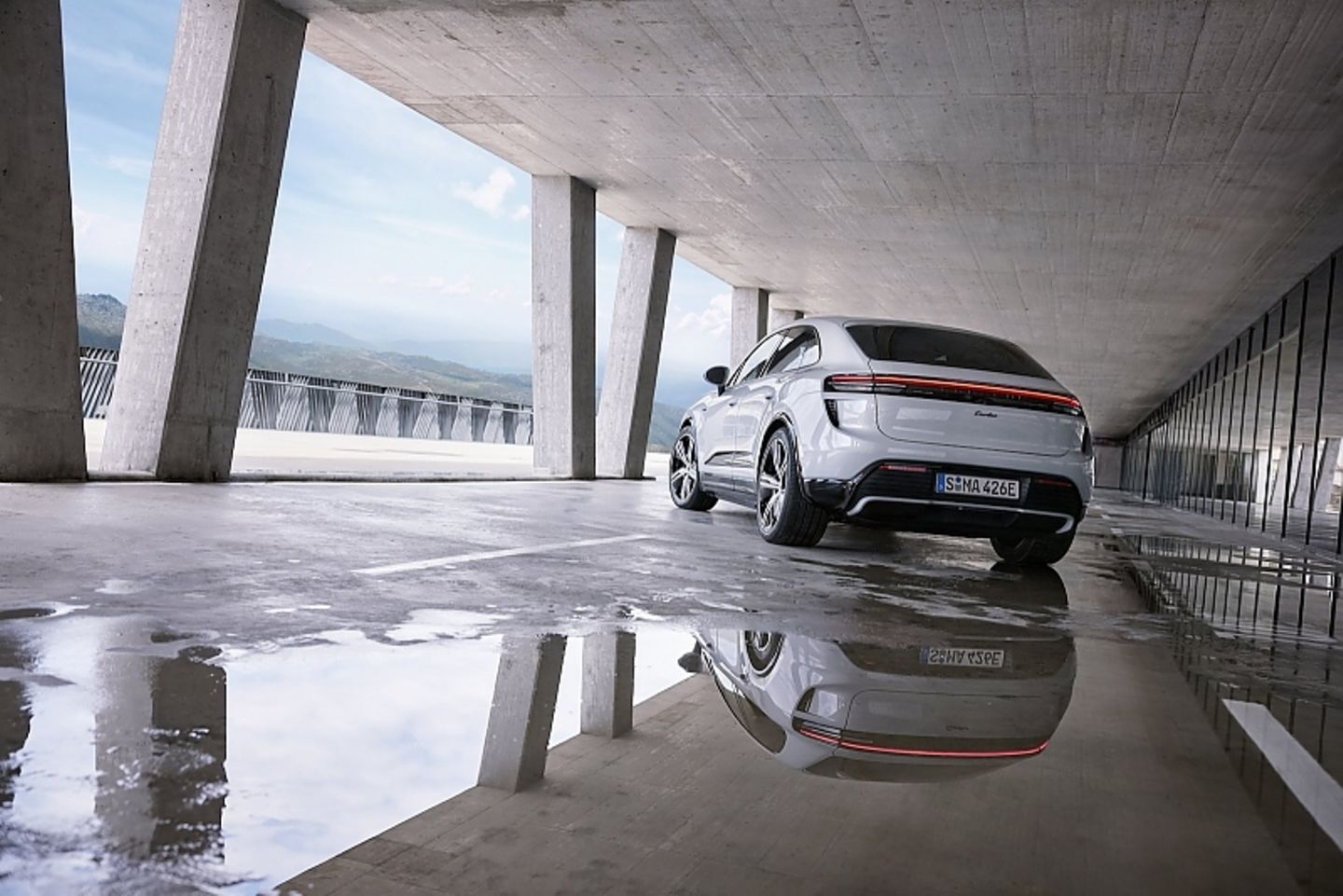 Porsche Macan 2025