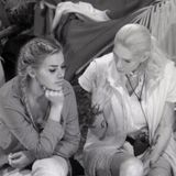 Wie gesagt, Kim hat kaum ein anderes Thema als ihren Ex. Auch bei der Nachtwache mit Sarah unterhält sie sich über Mike. "Ich habe von einem Kumpel erfahren, dass seine Masche wohl ist, es bei mir hier zu versuchen und wenn das nicht funzt, dann will er es mit Leyla versuchen. Er will hieraus eine Datingshow machen. Ich werde mit Mike auch nach der Show hier wieder was haben. Safe! Es ist immer dasselbe bei uns", sagt sie. 