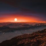 Blick auf die Oberfläche des Planeten Proxima b, der den roten Zwergstern Proxima Centauri umkreist