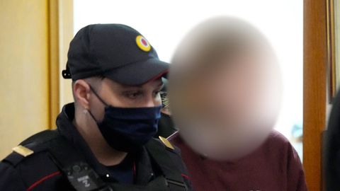 Darja Trepowa steht wegen eines Anschlags auf einen Militärblogger in Russland vor Gericht