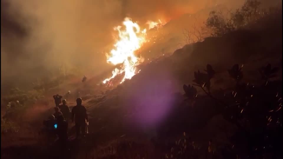 Video: Kolumbien: Katastrophenfall wegen Waldbränden Video: Kolumbien: Katastrophenfall wegen Waldbränden