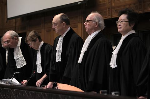 Richter beginnen eine Anhörung vor dem Internationalen Gerichtshof in Den Haag