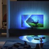 65 Zoll: 850 Euro Ersparnis  Auch bei den 65ern lässt sich mächtig Geld sparen. "Gut" (2,2) bewertet Warentest den schicken Philips OLED808 in 65 Zoll. Dank OLED-Display stimmt das Bild, der Klang ist ebenfalls gut. Und obendrauf gibt es noch das hübsche Ambilight. Der Preis: Knapp 1850 Euro.