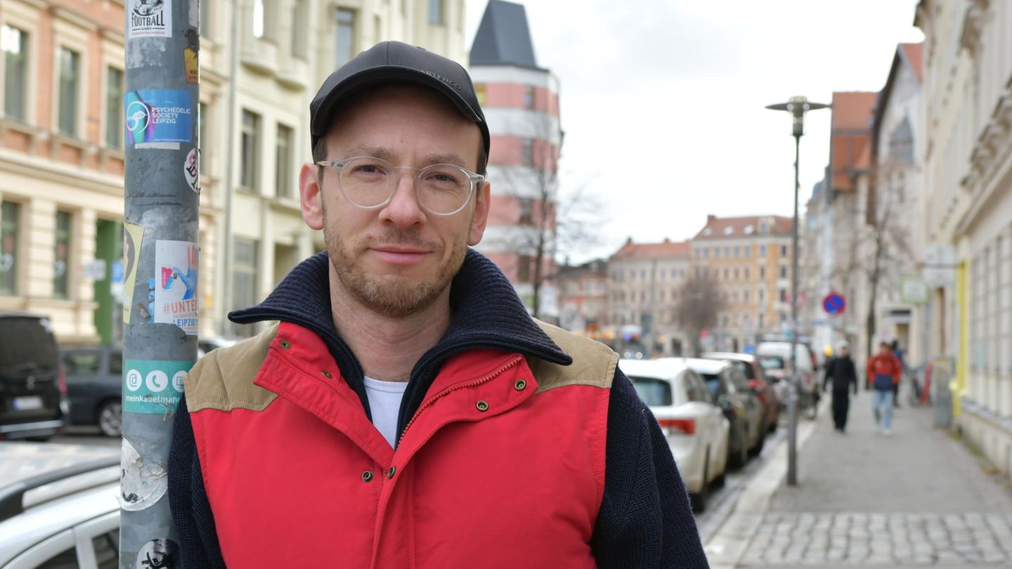 Einer von vielen: Felix Ette, 39, aus Leipzig geht gegen die AfD mit seiner Familie auf die Straße