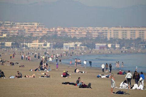 Hitzewelle in Spanien, dieses Foto zeigt einen Strand in Valencia