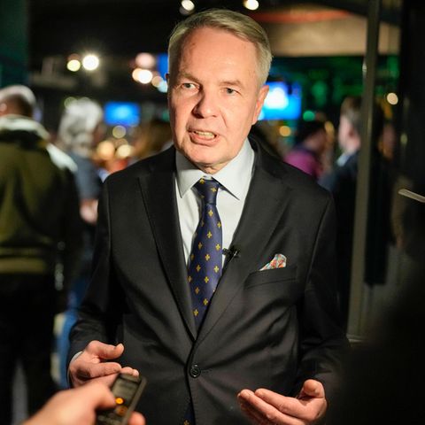 Pekka Haavisto hat Finnland als Außenminister in die Nato geführt. Nun will er Staatsoberhaupt werden. Zum dritten Mal. Seine Chancen stehen so gut wie nie