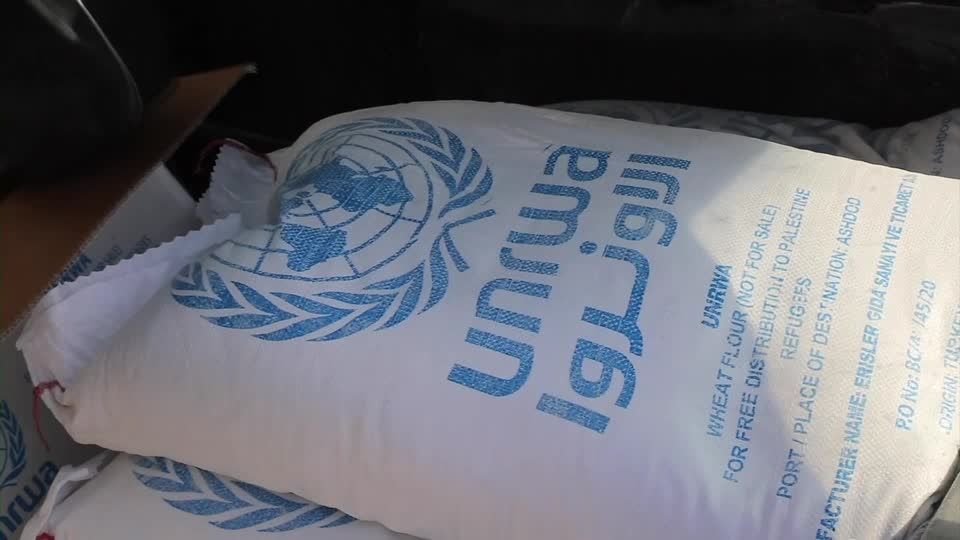 Video: UN fordern Finanzierungsrückzug aus UNRWA zu überdenken Video: UN fordern Finanzierungsrückzug aus UNRWA zu überdenken