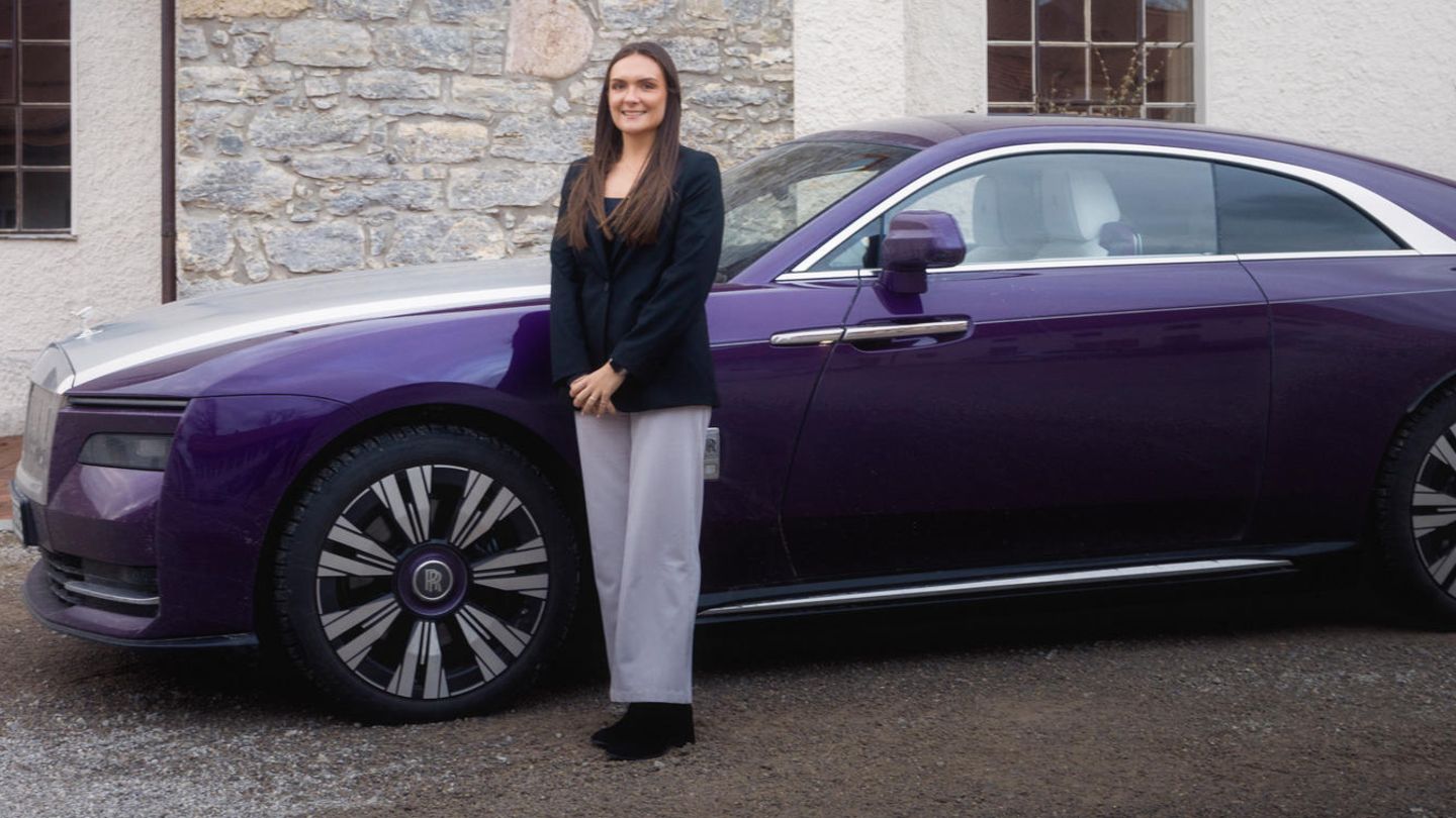 Rolls-Royce: How the Specter electric car is changing the luxury brand