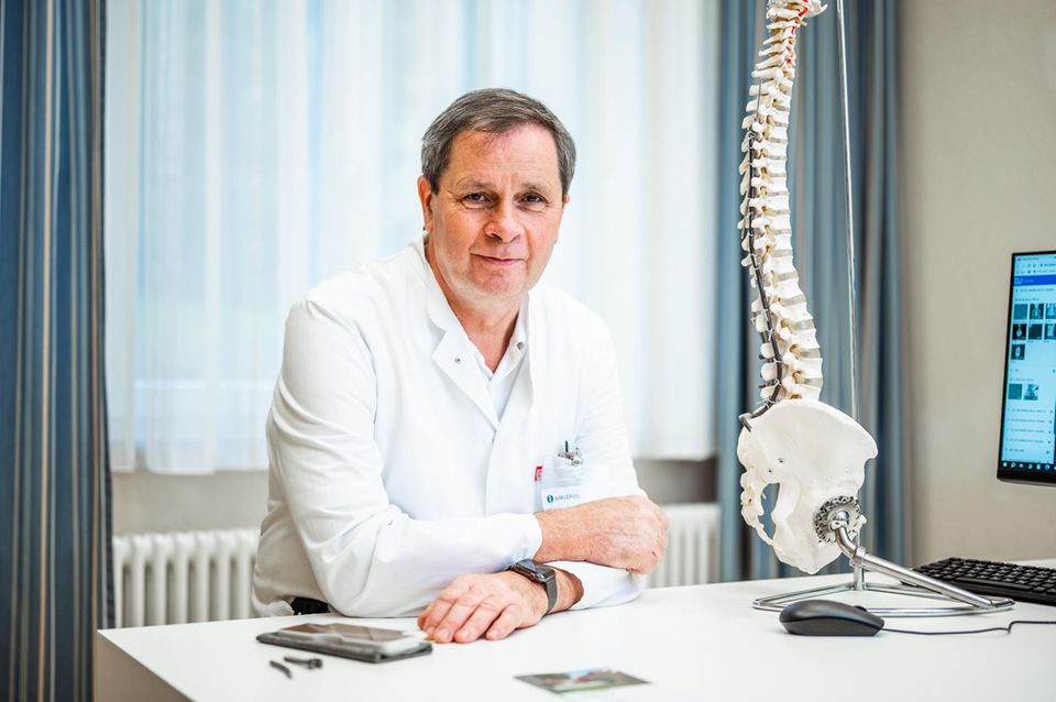 Dr. Jens Seifert, Chefarzt Interdisziplinäre Wirbelsäulenchirurgie, Asklepios Fachklinik Hohwald, Neustadt in Sachsen Dr. Jens Seifert, Chefarzt Interdisziplinäre Wirbelsäulenchirurgie, Asklepios Fachklinik Hohwald, Neustadt in Sachsen