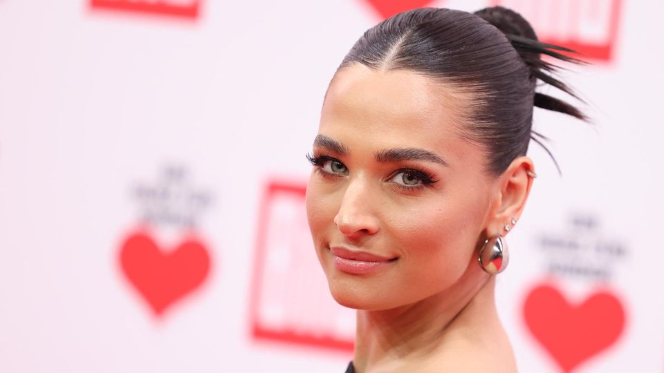 "Sicher kein kurzer Urlaubsflirt" – Amira Pocher äußert sich zu Beziehung mit Christian Düren