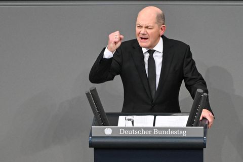 Kanzler Olaf Scholz im Bundestag.