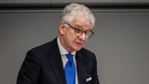 Marcel Reif spricht im Bundestag