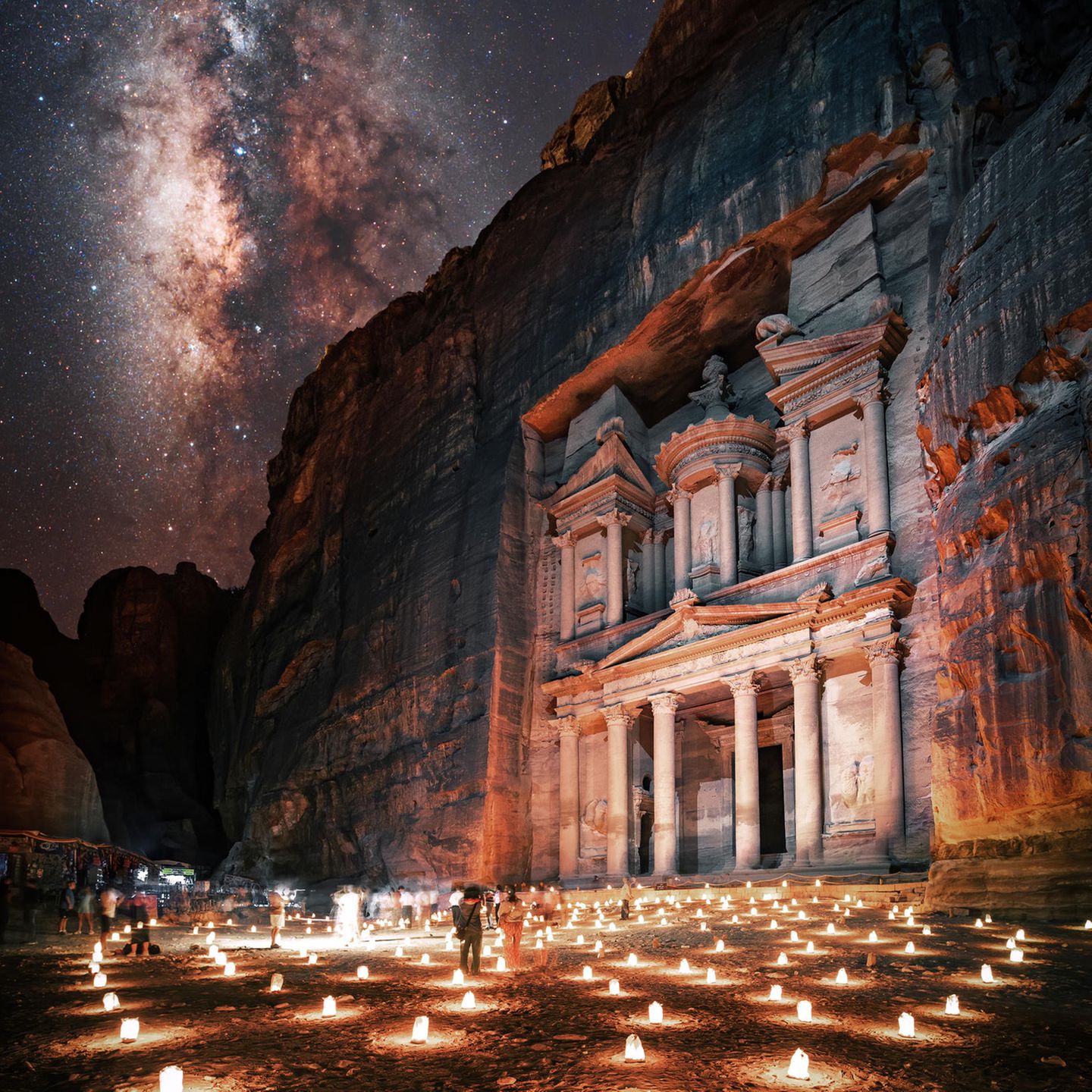 Sternenhimmel über Petra in Jordanien