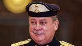 Sultan Ibrahim Iskandar selbst scheint die Zeremonie zu genießen