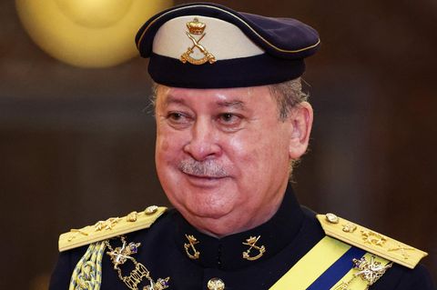 Sultan Ibrahim Iskandar selbst scheint die Zeremonie zu genießen