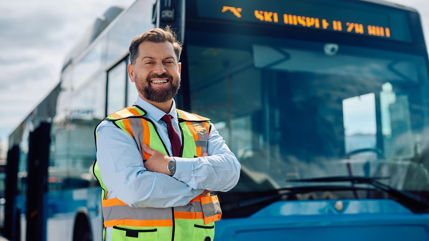 Strike in public transport: How much do bus and tram drivers earn?