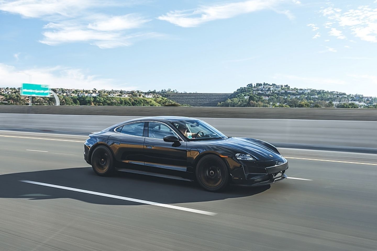 Porsche Taycan Erprobung 2024