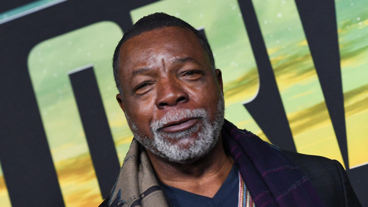 Carl Weathers
