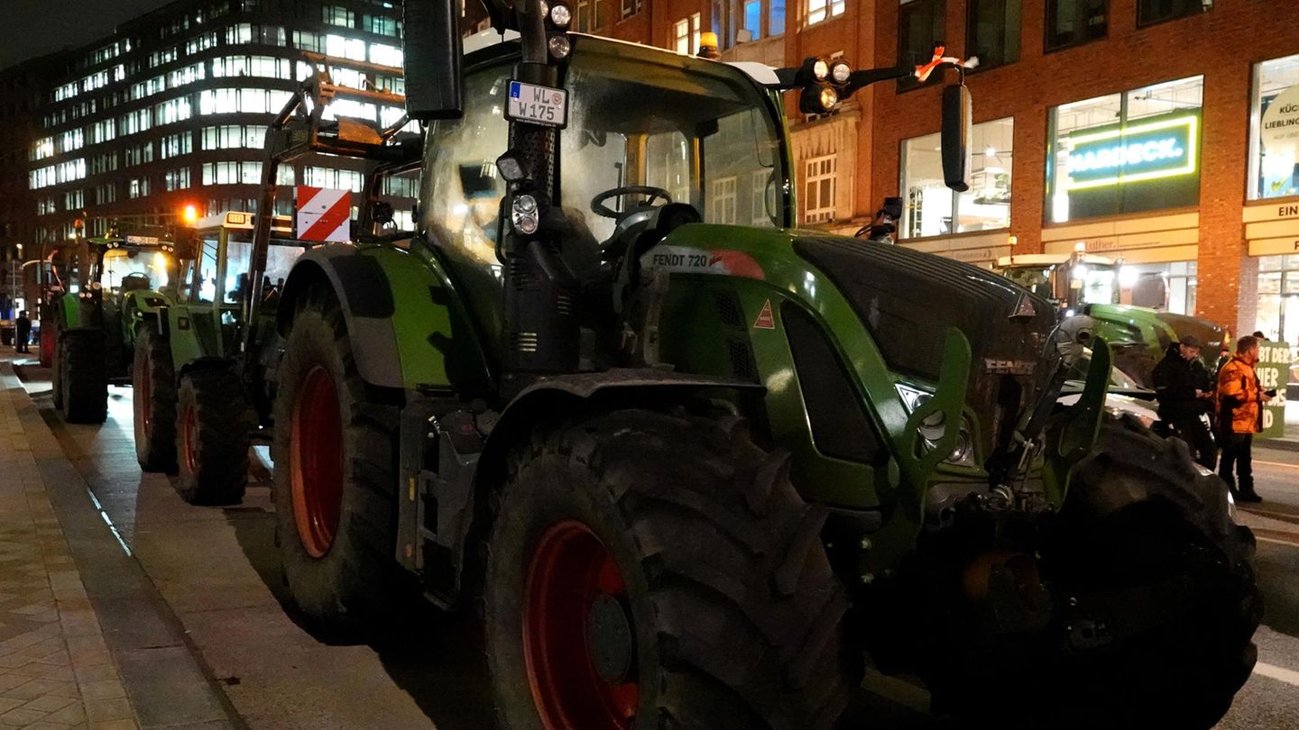 Farmer protests: demonstrators want to prevent the delivery of newspapers