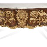 Elton John-Auktion bei Christie's Kommode