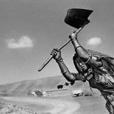 Eine Frau beim Bau des Indira Gandhi Kanals