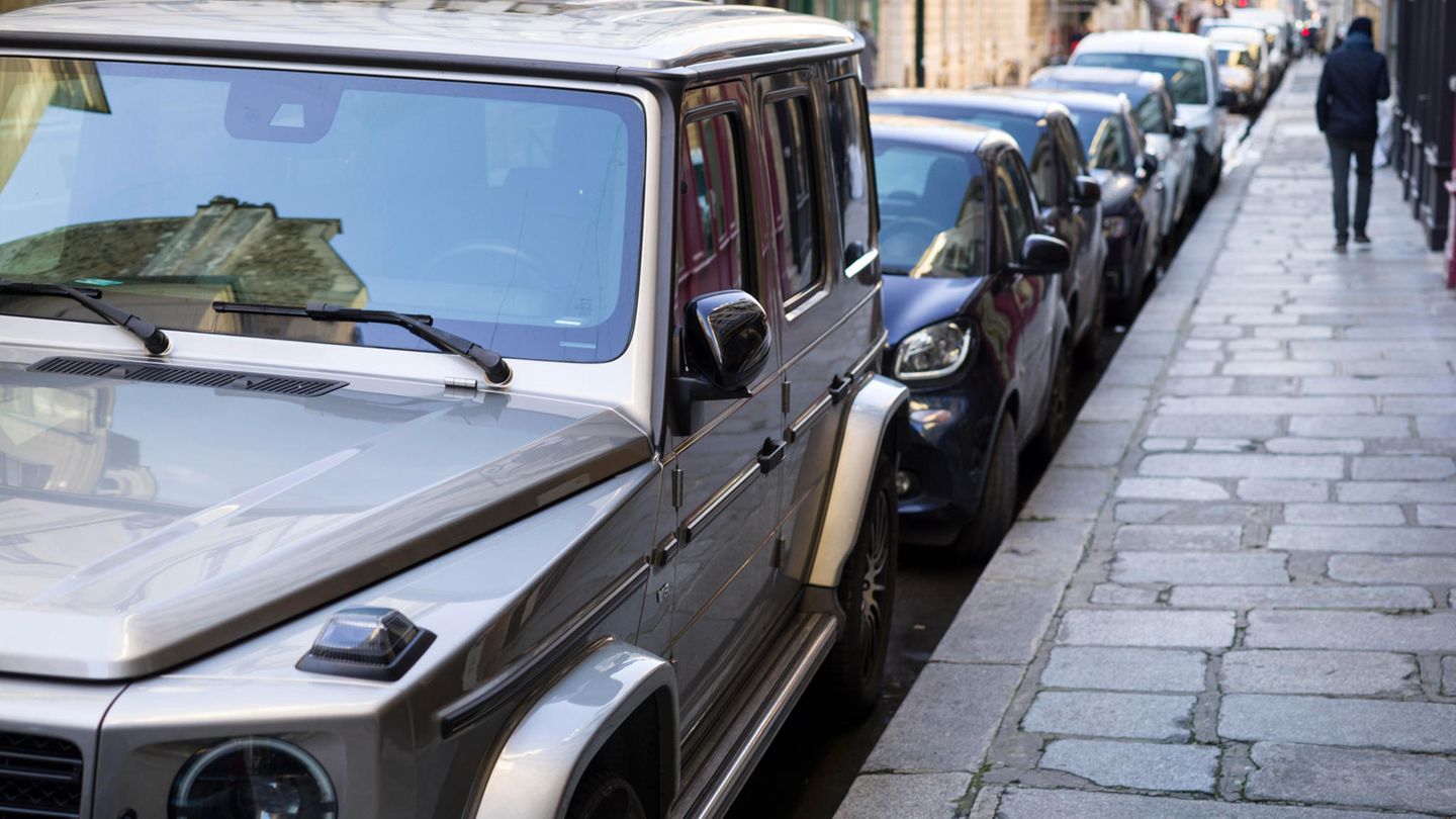 Paris increases parking fees: Where to see if your car would be affected