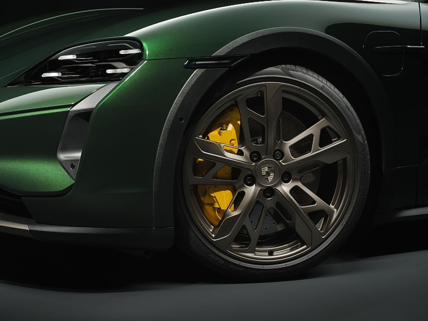 Porsche Taycan 2024