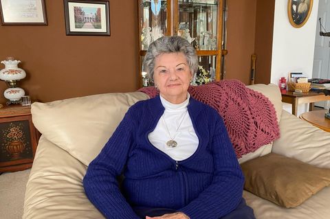 Norma Anderson in ihrem Wohnzimmer in Denver