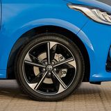 Toyota Yaris Hybrid 130