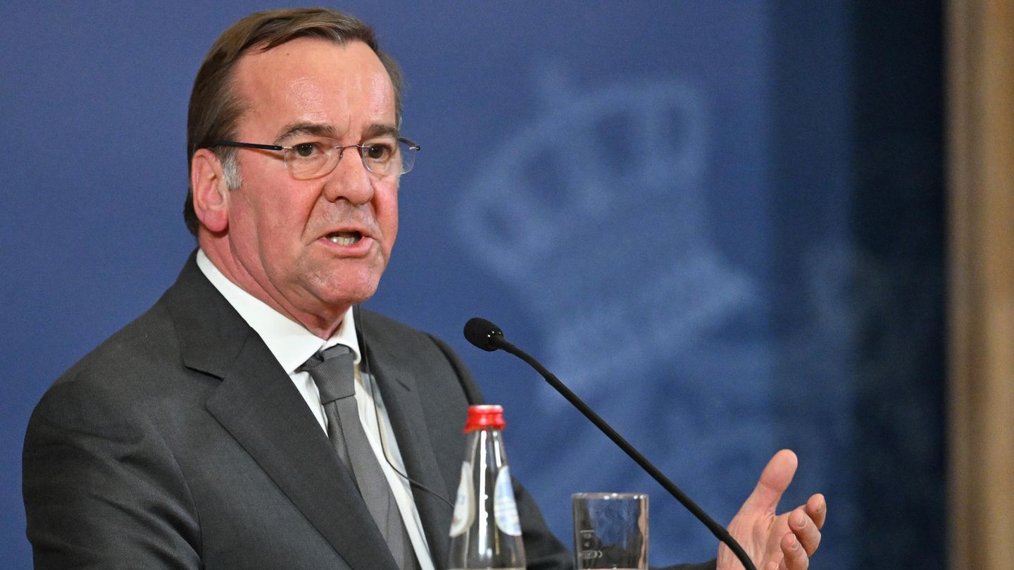Boris Pistorius warns Serbian president of “escalation spiral”