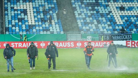 Auch der Einsatz von Labbläsern konnte die Absage des DFB-Pokalspiels nicht verhindern