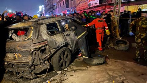 Nach dem US-Drohnenangriff in Bagdad ist von dem Fahrzeug nur noch ein verbranntes Wrack übrig