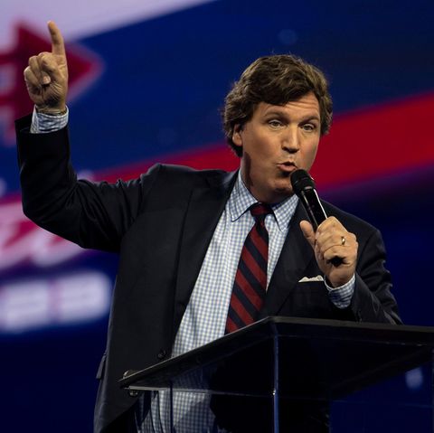 Jahrelang war Moderator Tucker Carlson bei Fox News