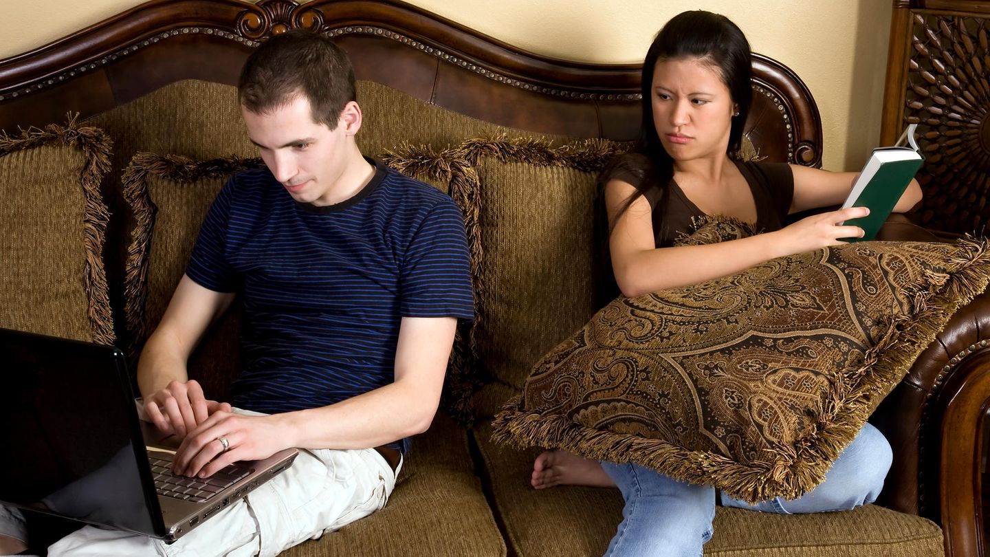 Weil sie mehr auf Streamingplattformen und im Internet unterwegs sind, haben Franzosen weniger Sex als früher